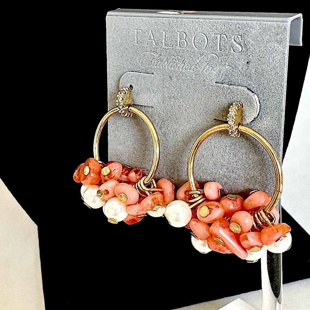 TALBOTS Beachy Gold-tone Coral Cluster Earrings | NWT - Picture 5 of 7